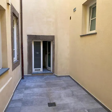 Nuovo Centro Citta Vicino Piazza Anfiteatro - Parcheggio Biciclette *